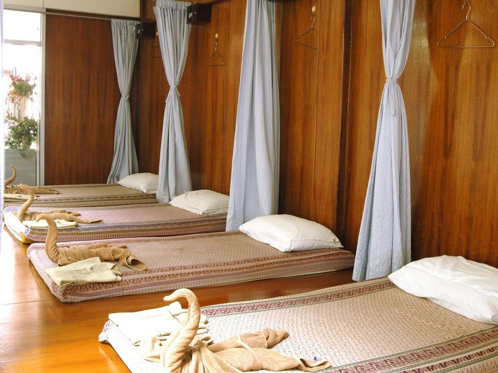 Regent Silom Hotel Bangkok Ngoại thất bức ảnh